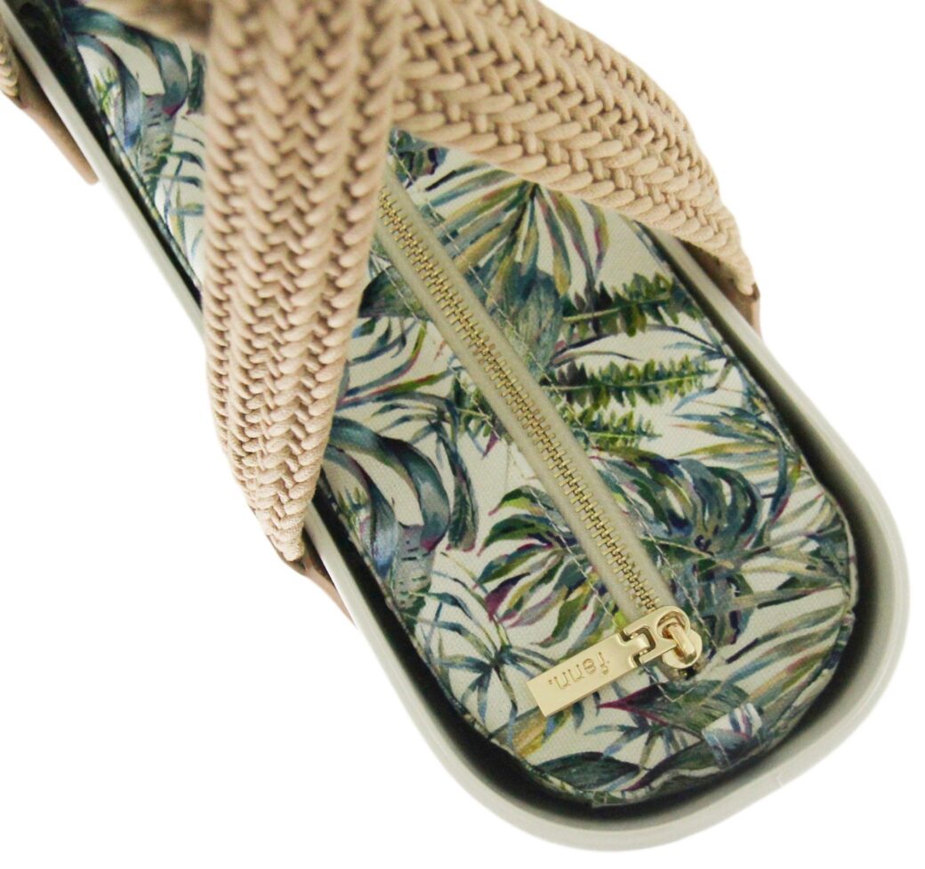 FENN ORIGINAL COLLECTION WHITE – pattern 49 inner – gold zip – light tan woven handle - Image 3