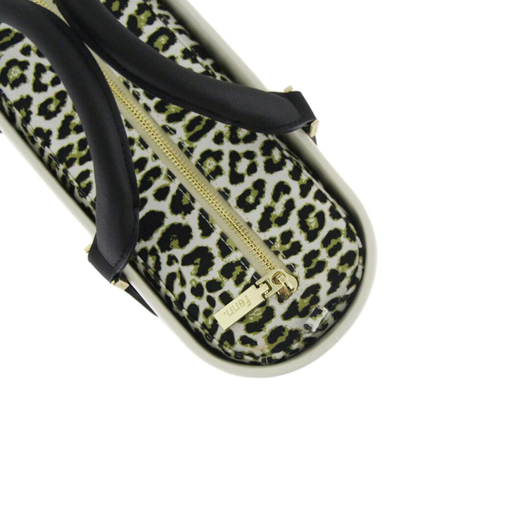 FENN PETITE WHITE – pattern 10 inner – gold zip – black comfortable short swivel microfibre handle - Image 4