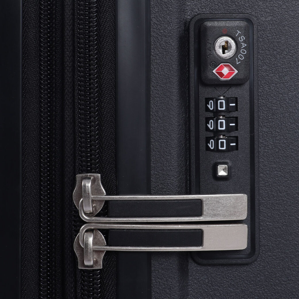 TRAVELITE SANTIAGO 78CM TROLLEY CASE -BLACK - Image 6