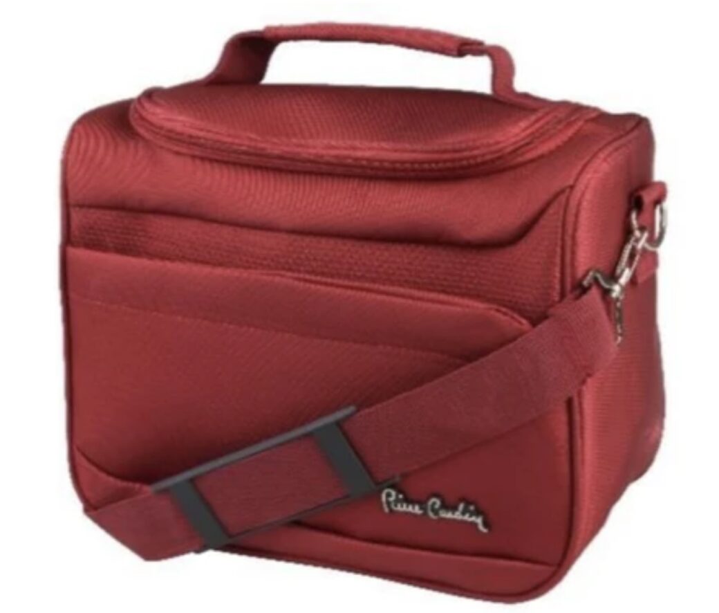 PIERRE CARDIN LYON BEAUTY CASE -RED