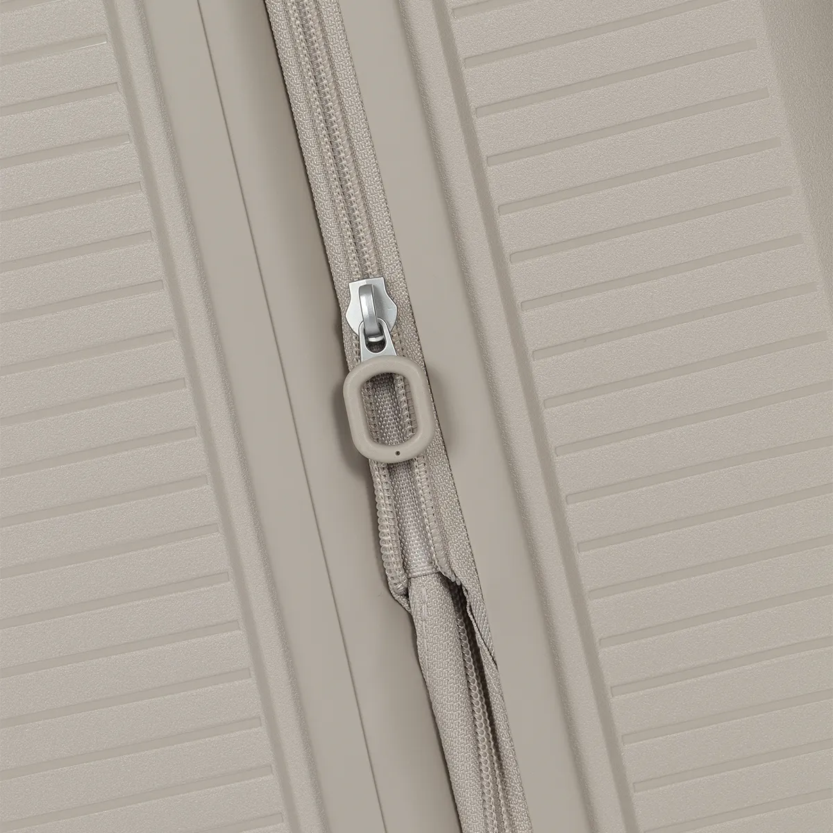 Saleys Travel Bags TRAVELITE FIJI 66CM TROLLEY CASE - Beige - Image 6