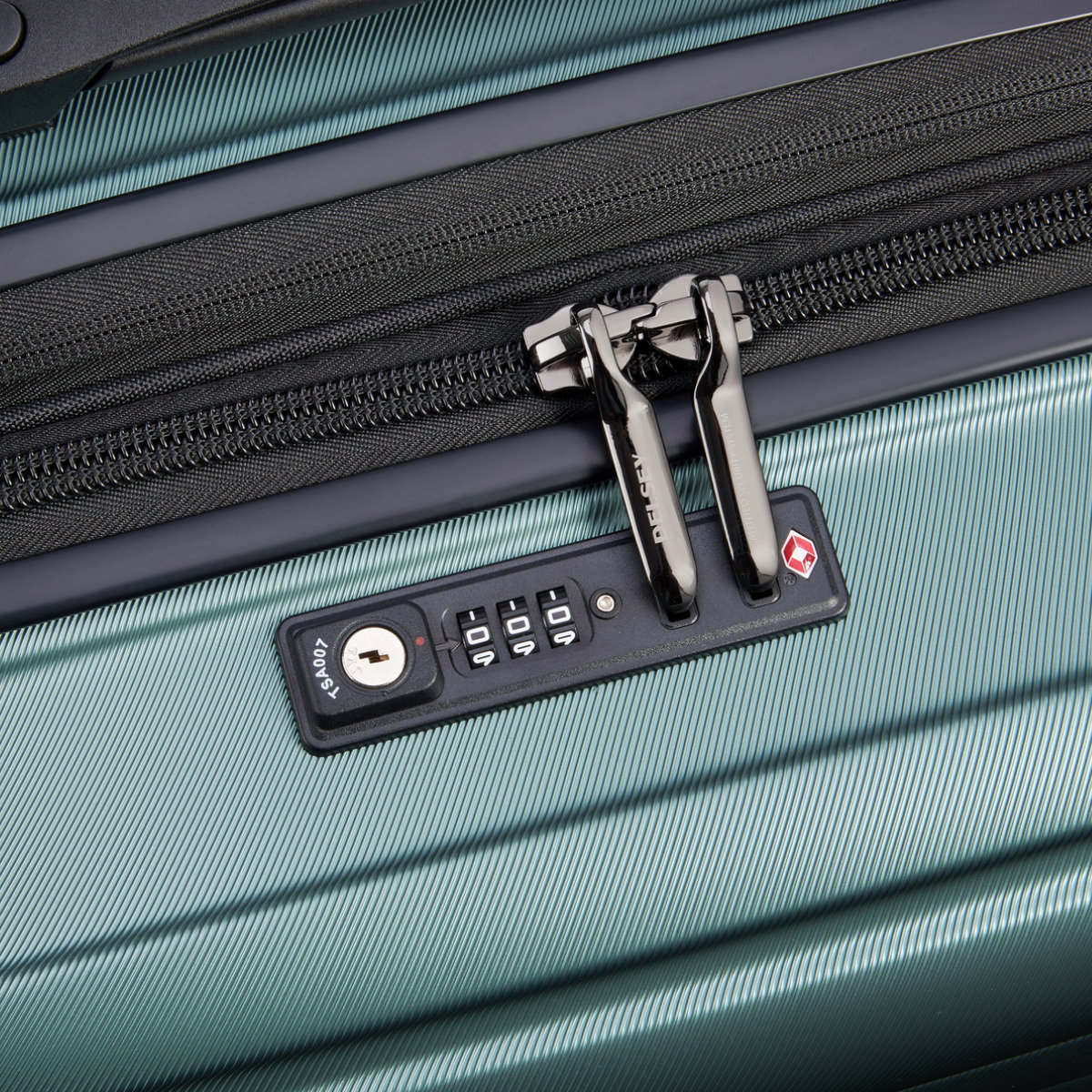 Saleys Travel Bags DELSEY: SHADOW 5.0 70CM 4DW TROLLEY CASE - Green - Image 7